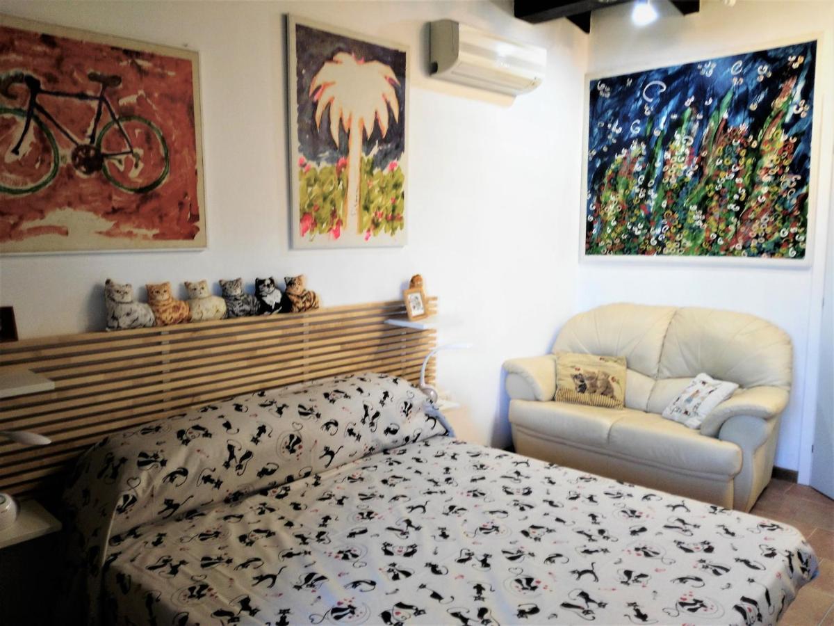 B&B Glamping Semaforo Capo Sperone SantʼAntìoco Exteriér fotografie