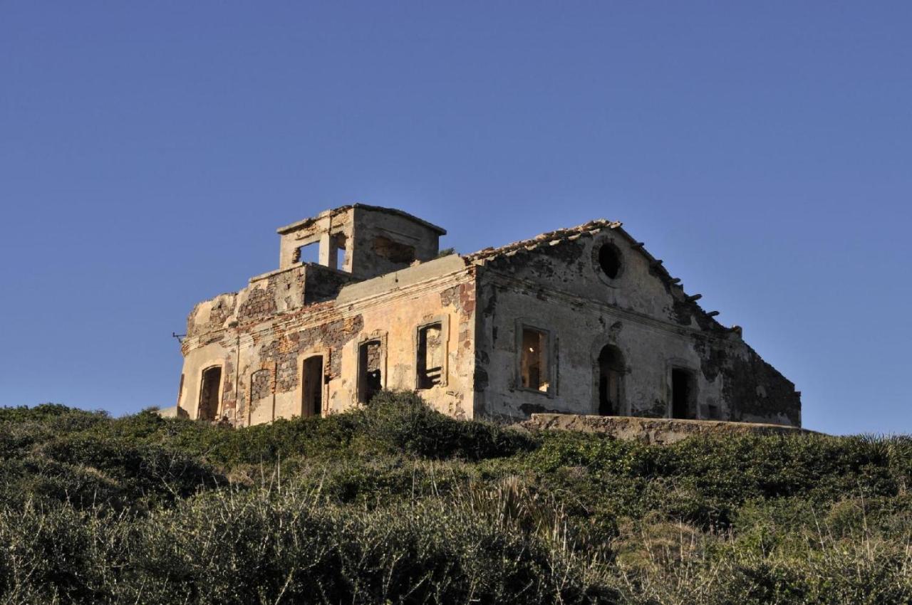 B&B Glamping Semaforo Capo Sperone SantʼAntìoco Pokoj fotografie